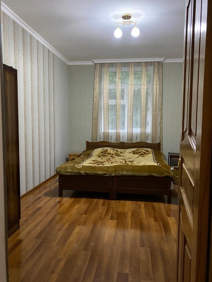 Lentekhi Guest House Konstanta Bagian luar foto