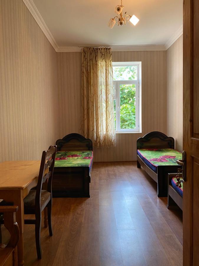 Lentekhi Guest House Konstanta Bagian luar foto